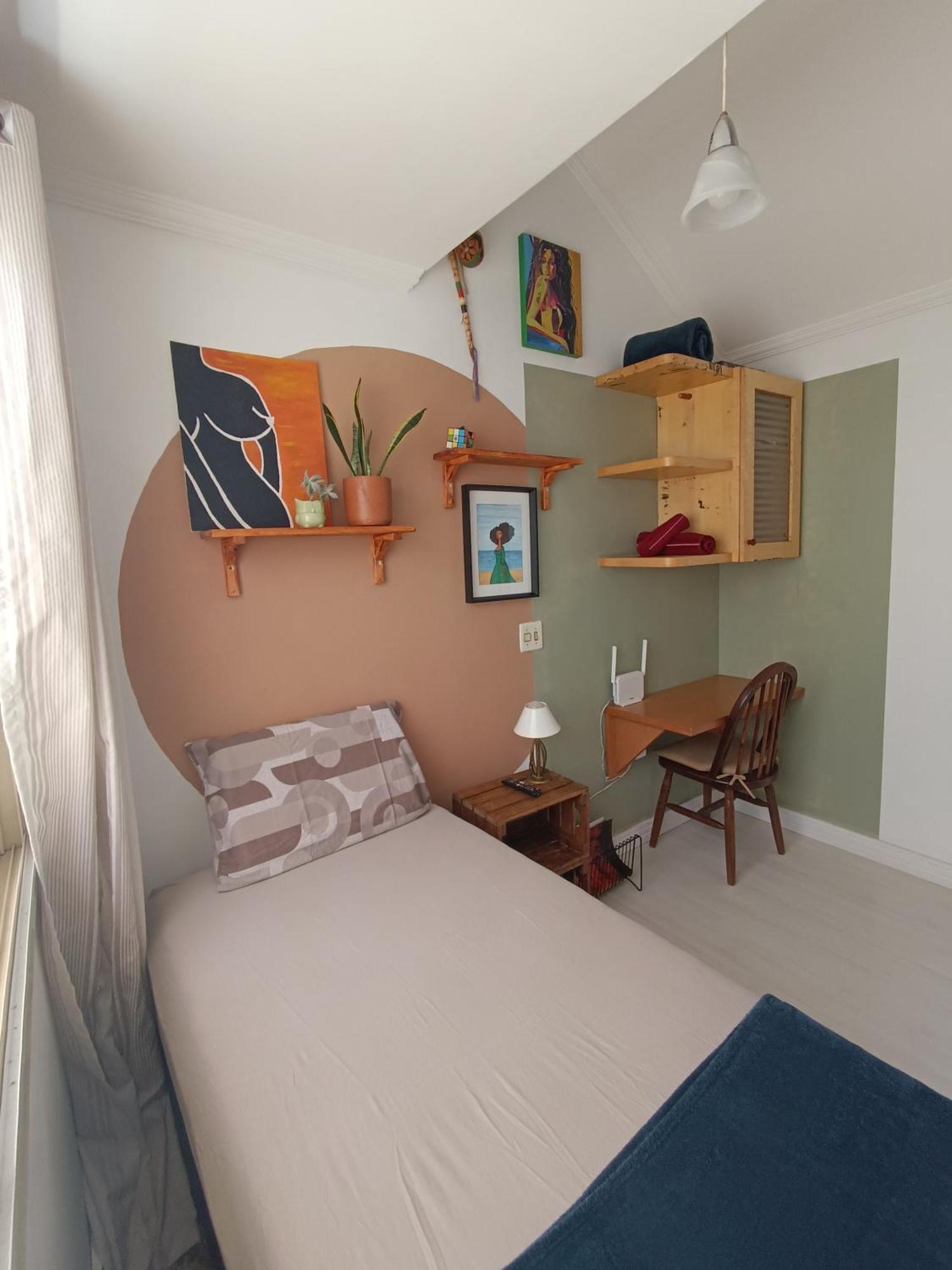 Hospedagem domiciliar Quarto Aconchegante Em Casa Artistica