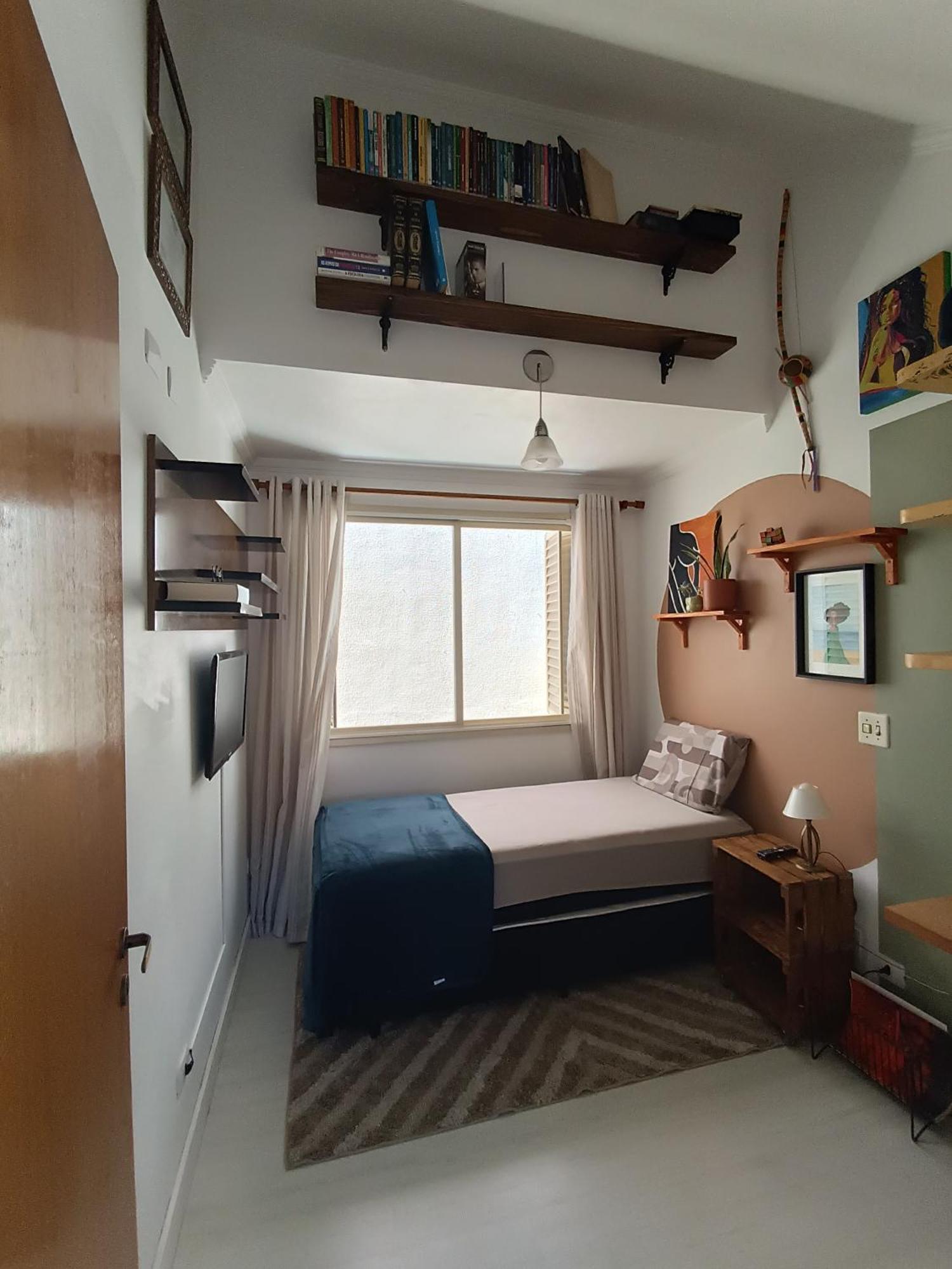 Quarto Aconchegante Em Casa Artistica Curitiba